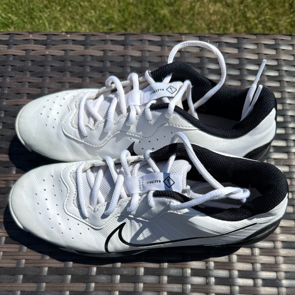 Nike Alpha Huarache 4 White Black Baseball Cleats 101 Mens 7 Athletic Shoes - Picture 1 of 10